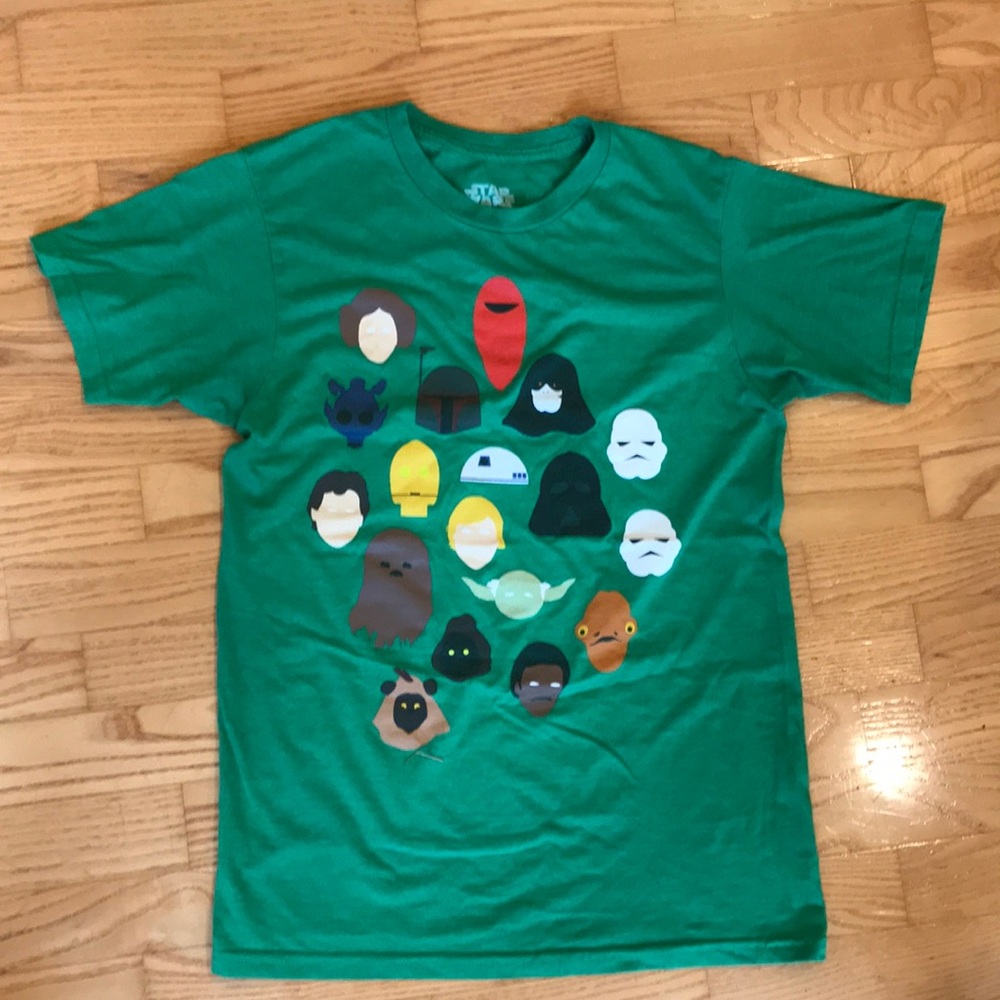 Green Star Wars graphic T